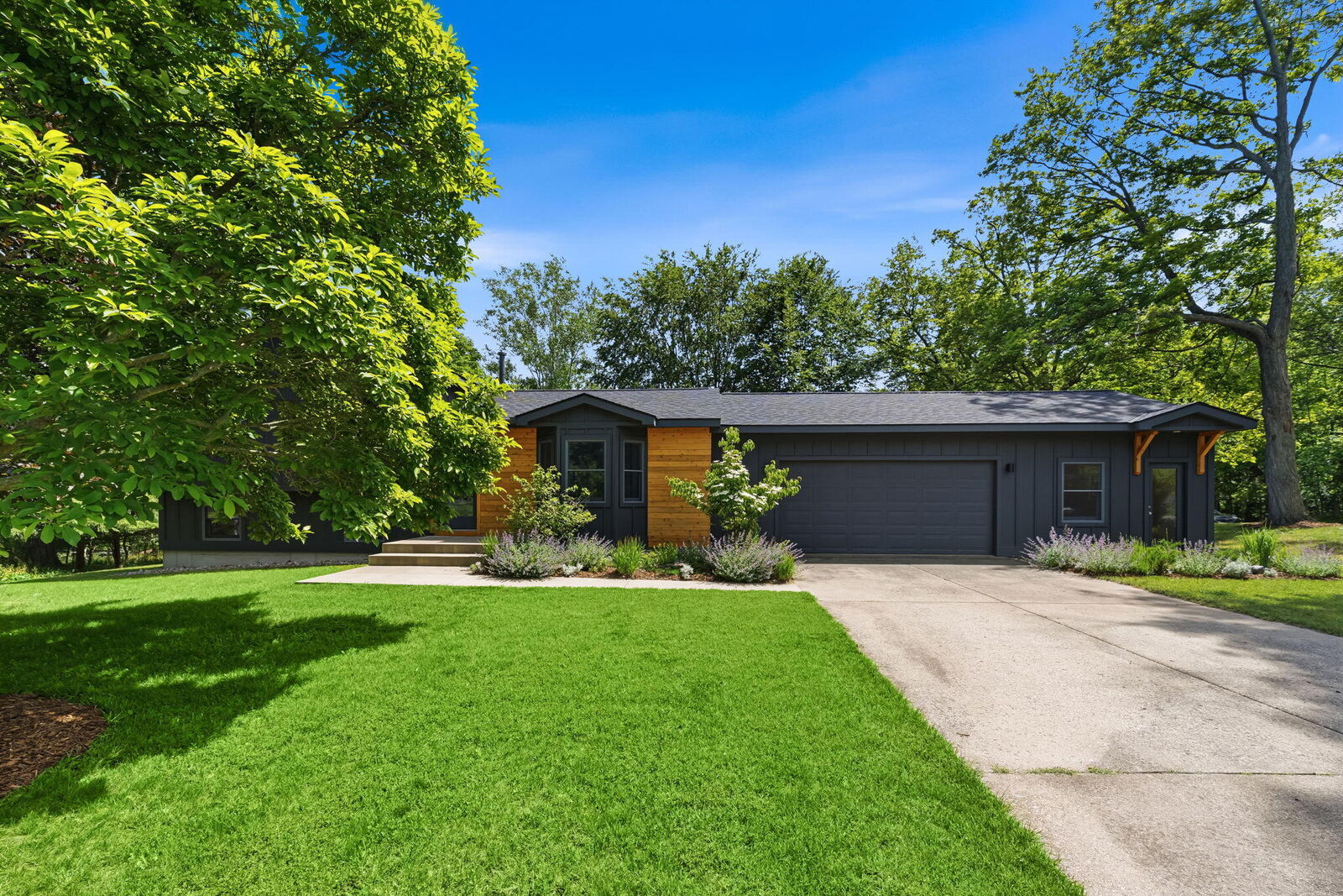 Property Photo:  181 S Union Street  MI 49406 