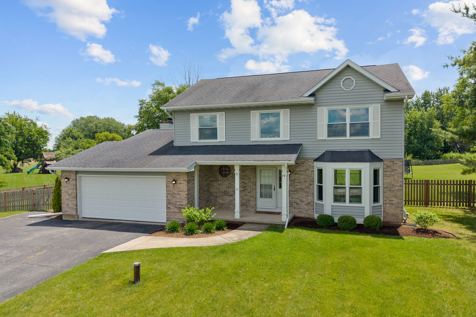 Property Photo:  47W625 Shirewood Farm Road  IL 60140 