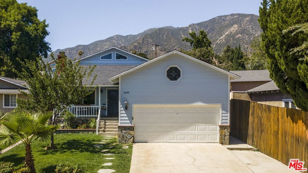 Property Photo: 2907 El Caminito Street CA 91214