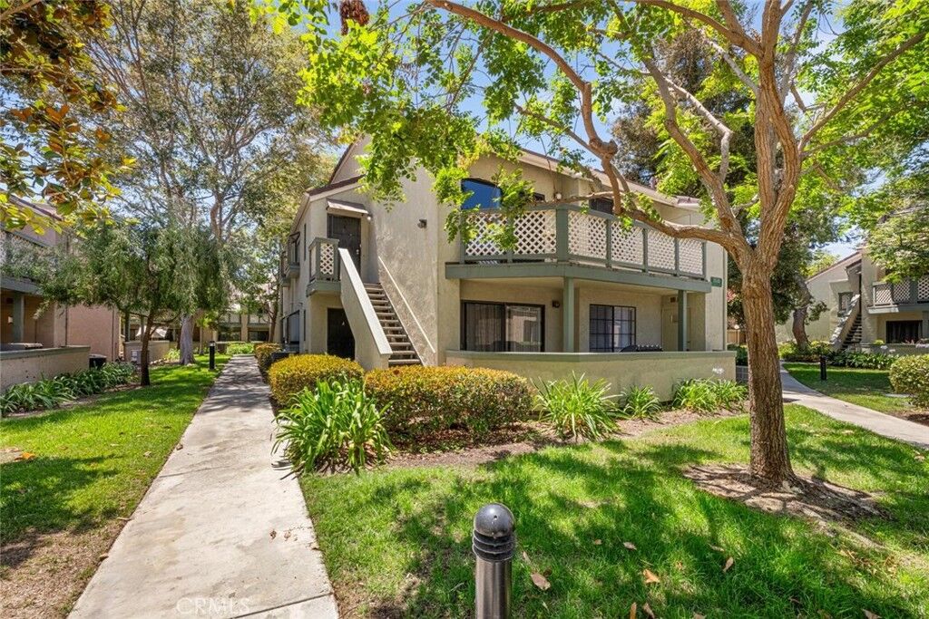 Property Photo:  3530 W Sweetbay Court D  CA 92804 