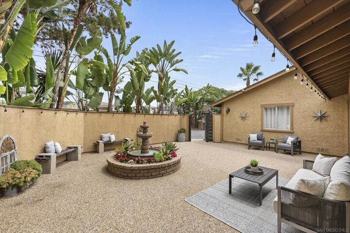 Property Photo:  489 La Costa Ave  CA 92024 
