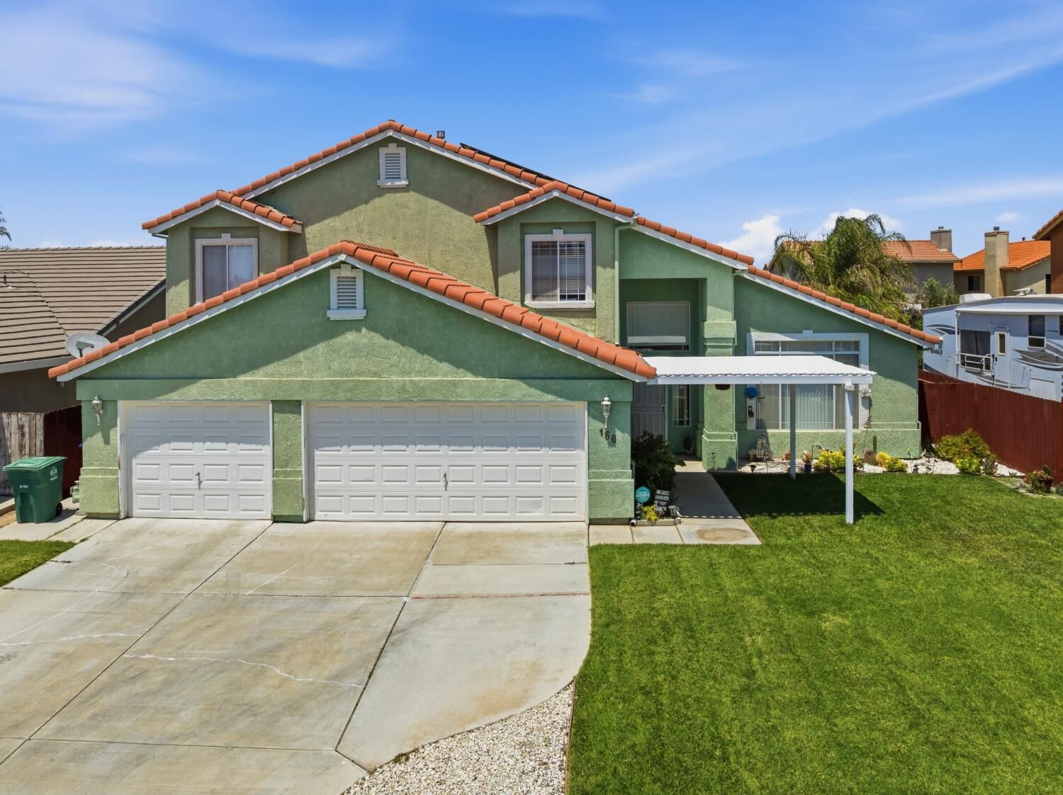 Property Photo:  160 Grenache Court  CA 93635 