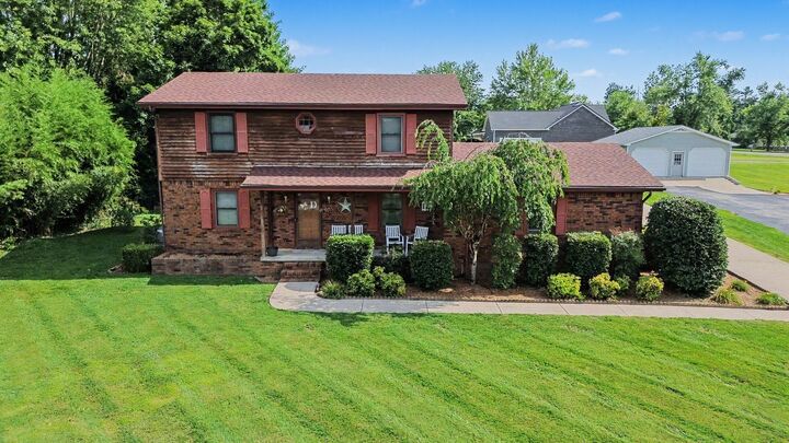 Property Photo: 105 Sonoma Dr TN 37083
