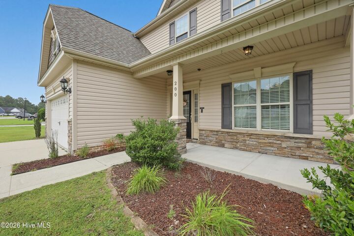 Property Photo: 200 Wedgefield Circle NC 28454