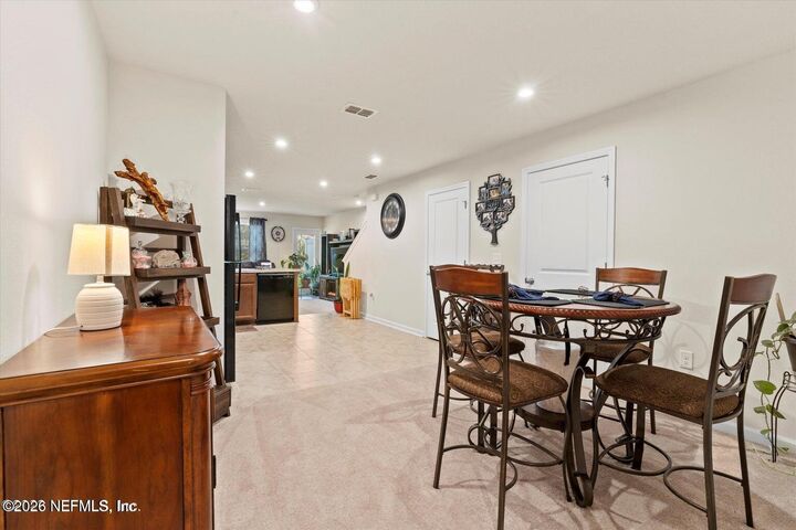 Property Photo:  5893 Creekside Crossing Drive  FL 32210 