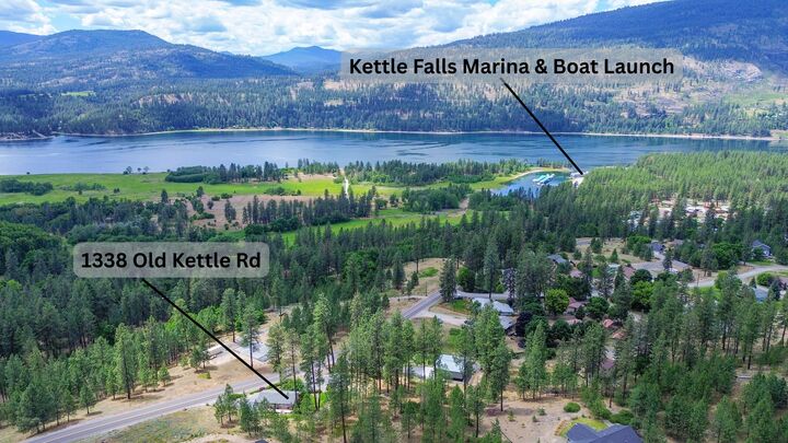 Property Photo: 1338 W Old Kettle Rd WA 99141