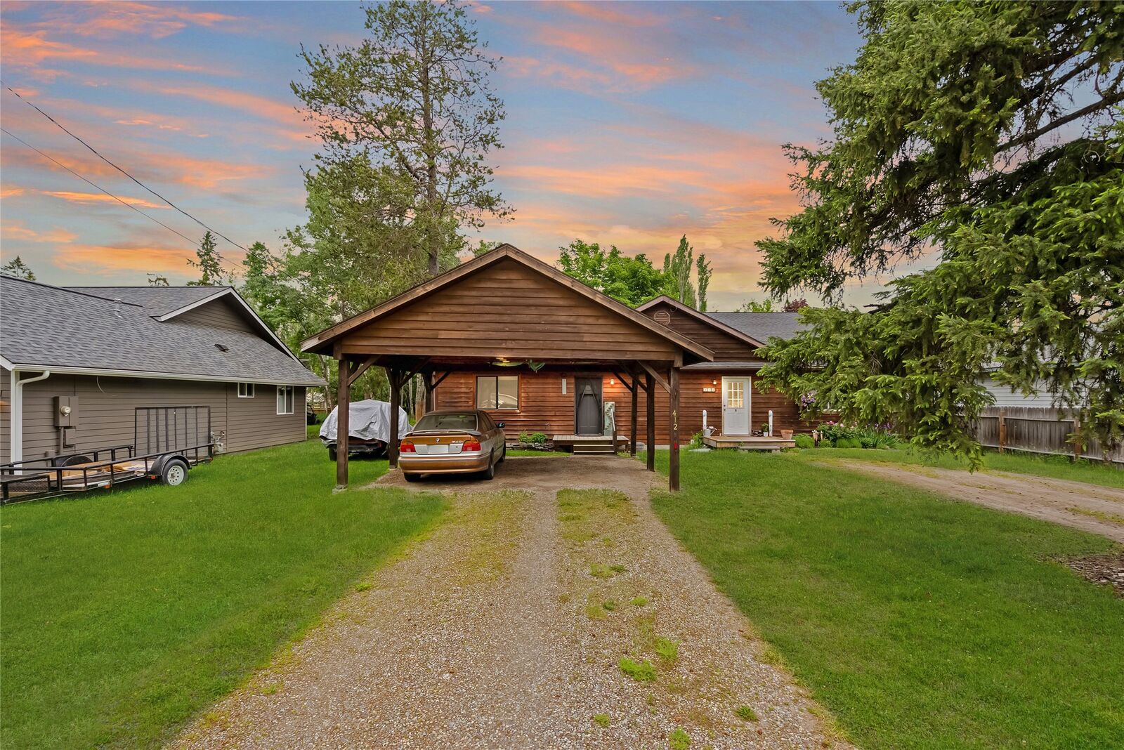 Property Photo: 412 W 8th Street MT 59937