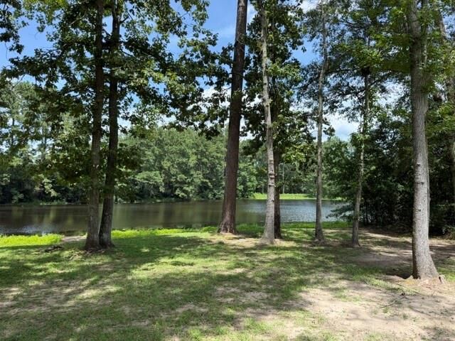 Property Photo: 503 Choctaw Drive LA 70420