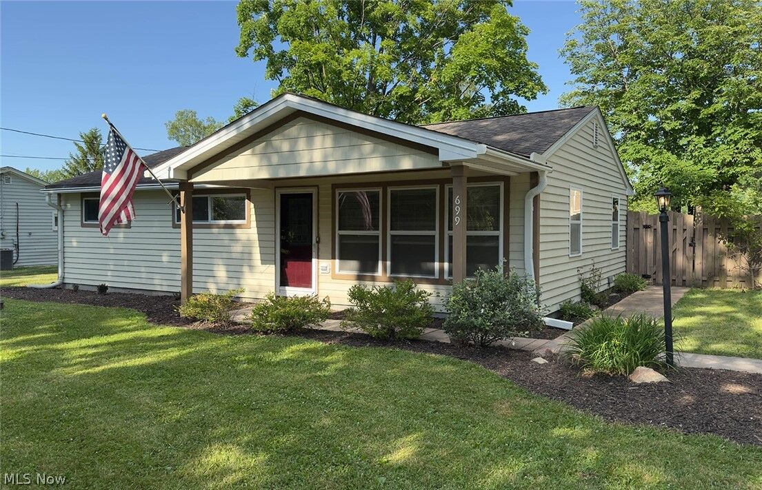 Property Photo: 699 Hadcock Road OH 44212