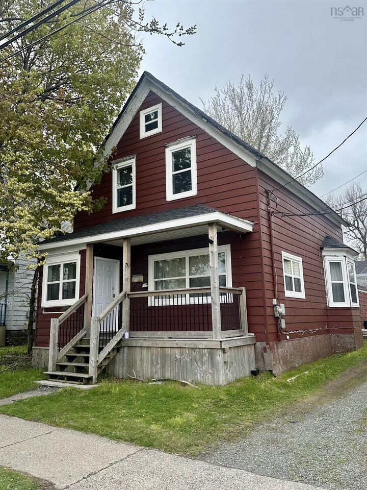 Property Photo:  177 Dorchester Street  NS B1P 5Z5 