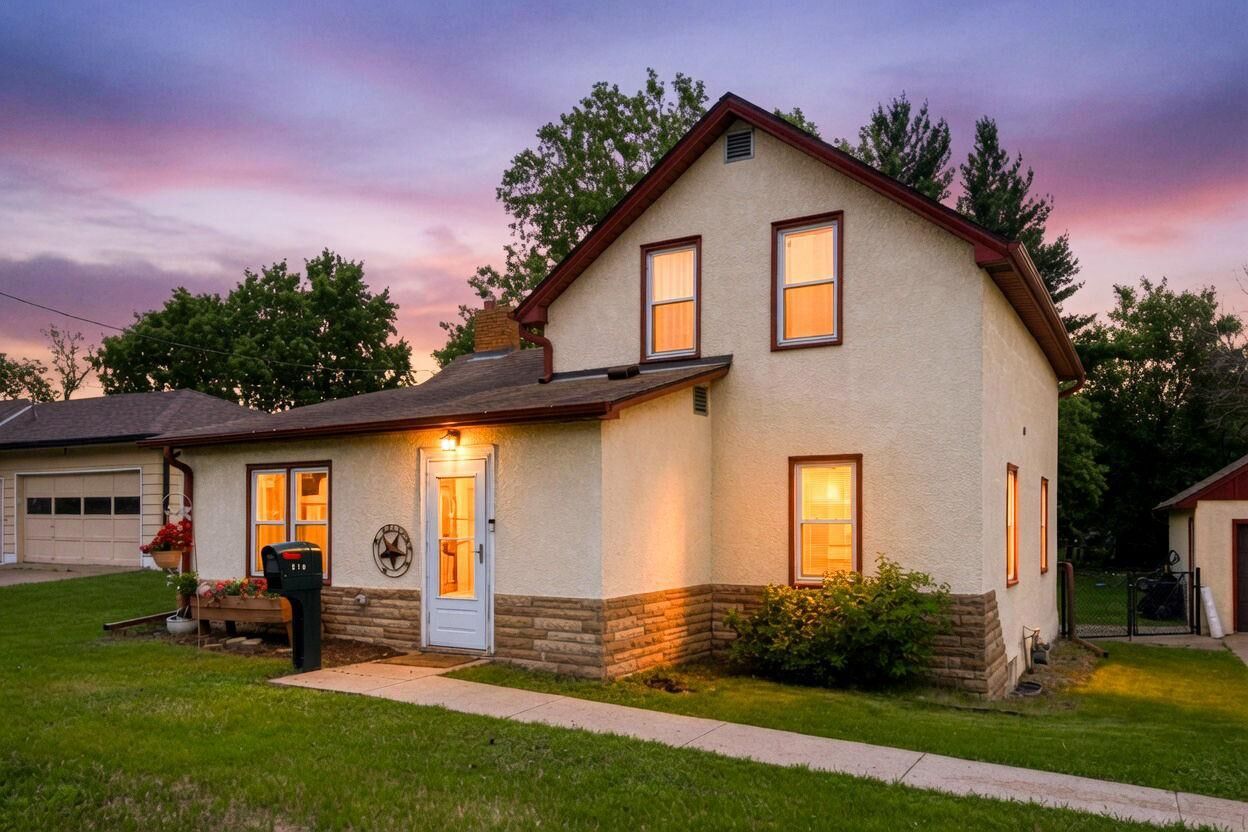 Property Photo: 510 Mississippi Street NE MN 55432