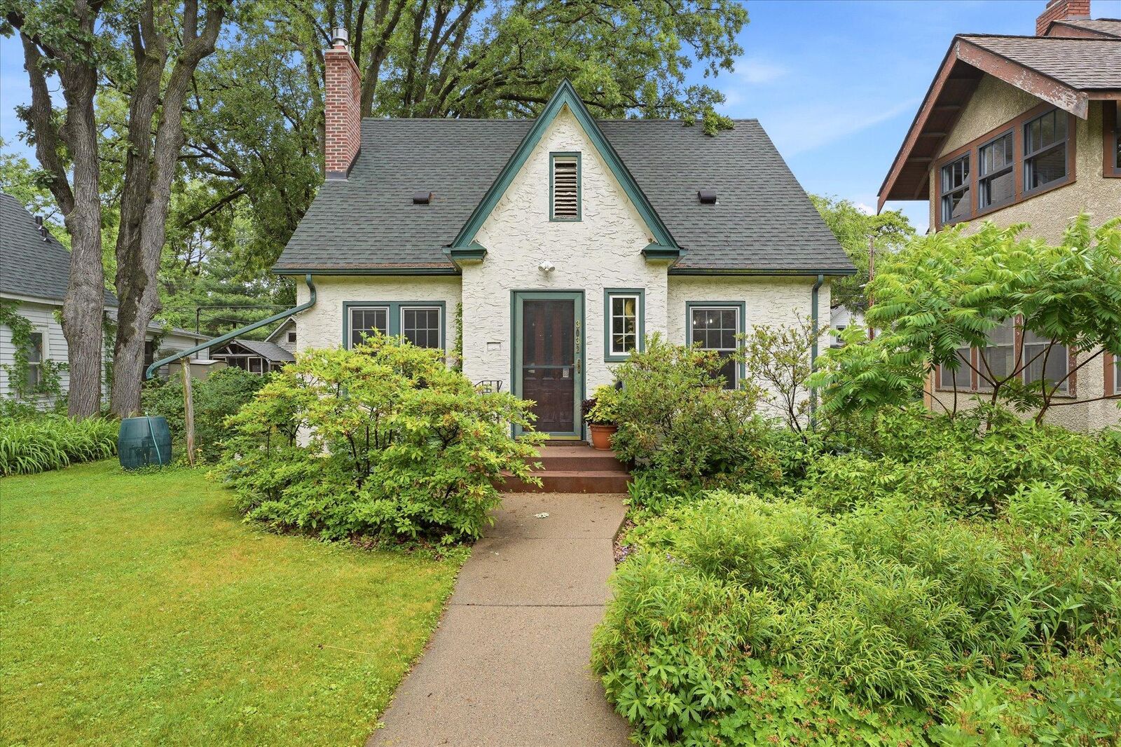 Property Photo:  3032 43rd Avenue S  MN 55406 