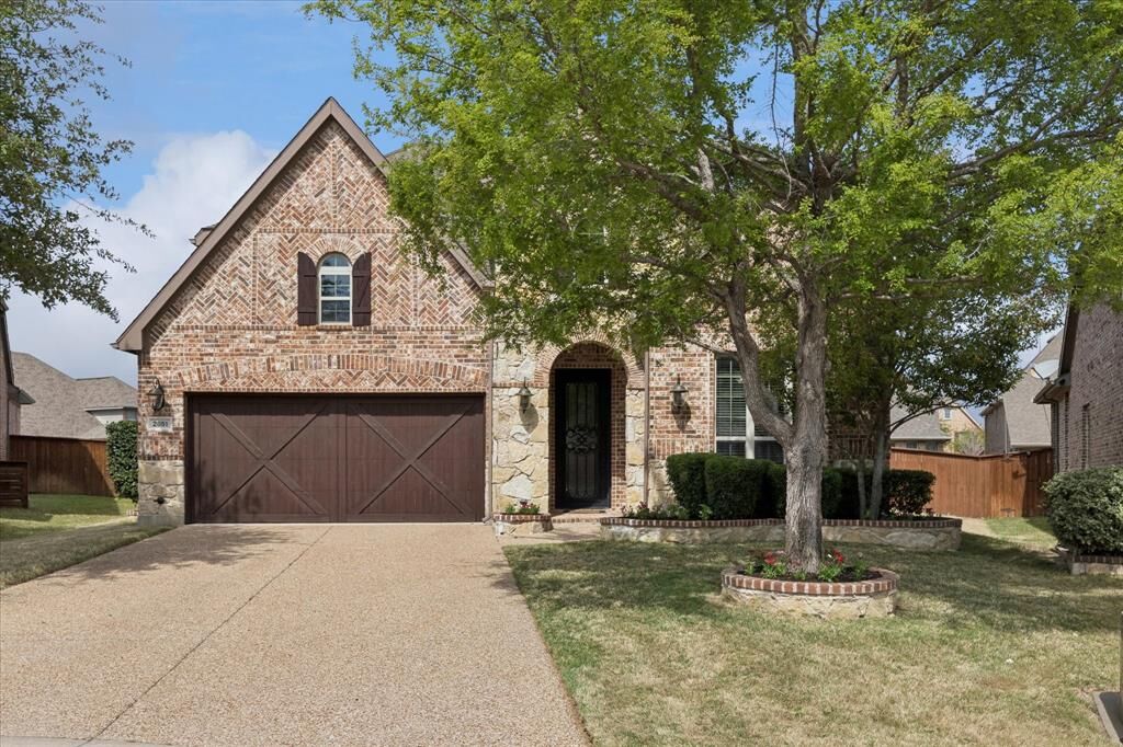 Property Photo: 2851 Earl Drive TX 76262