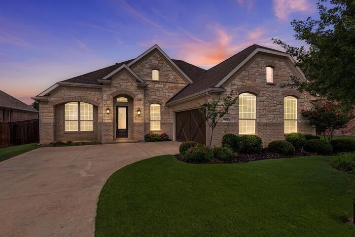 Property Photo:  6612 Dolan Falls Drive  TX 76226 