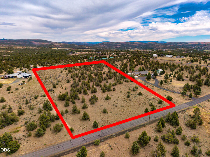 Property Photo:  10388 Ridgeview Road  OR 97754 