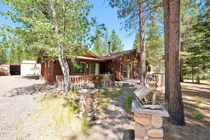 Property Photo:  15512 6th Street  OR 97739 