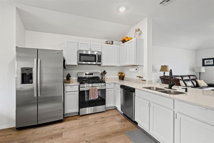 Photo de la propriété:  3880 Ada Avenue  OK 73045 