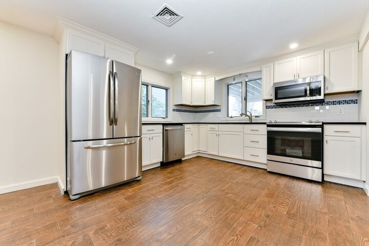 Property Photo:  51 Belmont St 1  MA 02129 