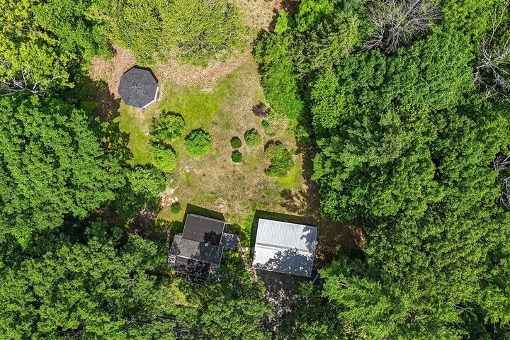 Property Photo:  294 North Valley Road  MA 01002 