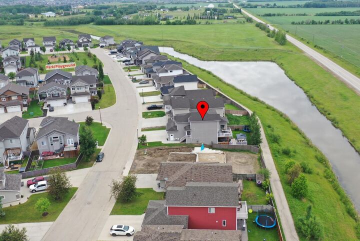 Property Photo: 7033 85 Street AB T8X 0J3