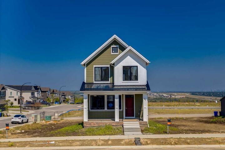 87 Bluerock Terrace SW — photo 1