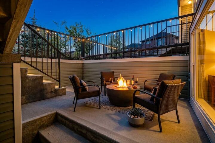 Property Photo:  7451 Falconridge Boulevard NE 1910  AB T3J 0Z8 
