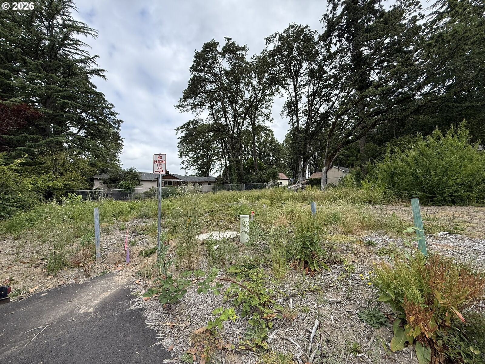Property Photo: 3112 SE Merlot Rd OR 97267
