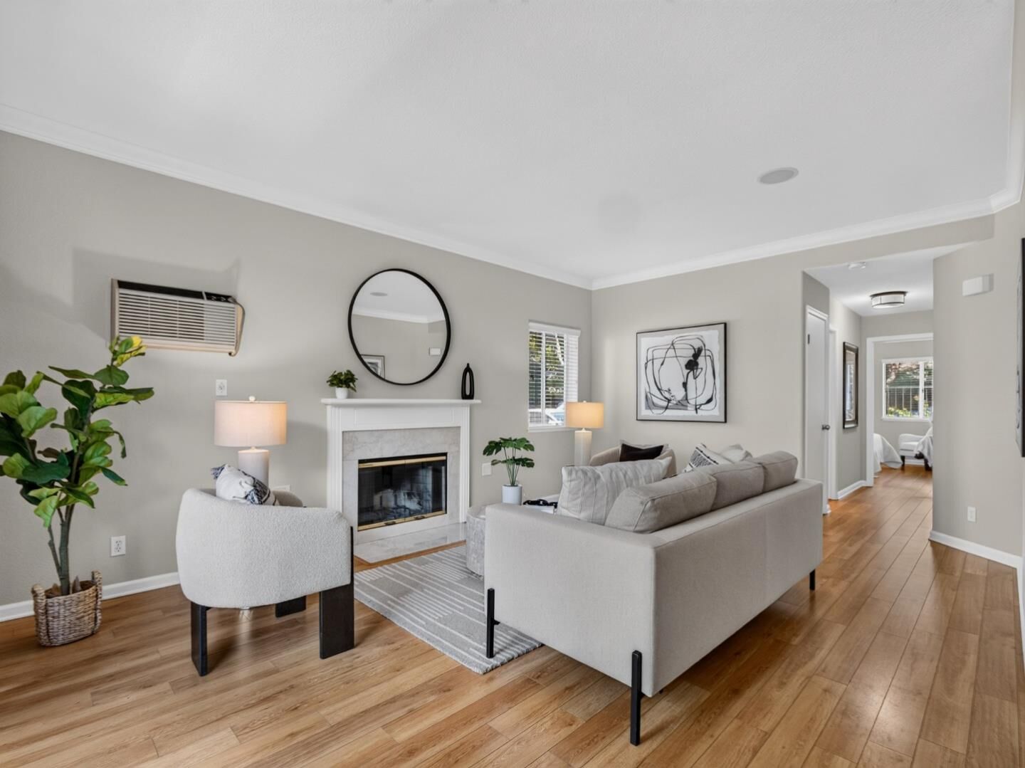 Property Photo: 2968 Moorpark Avenue 1 CA 95128