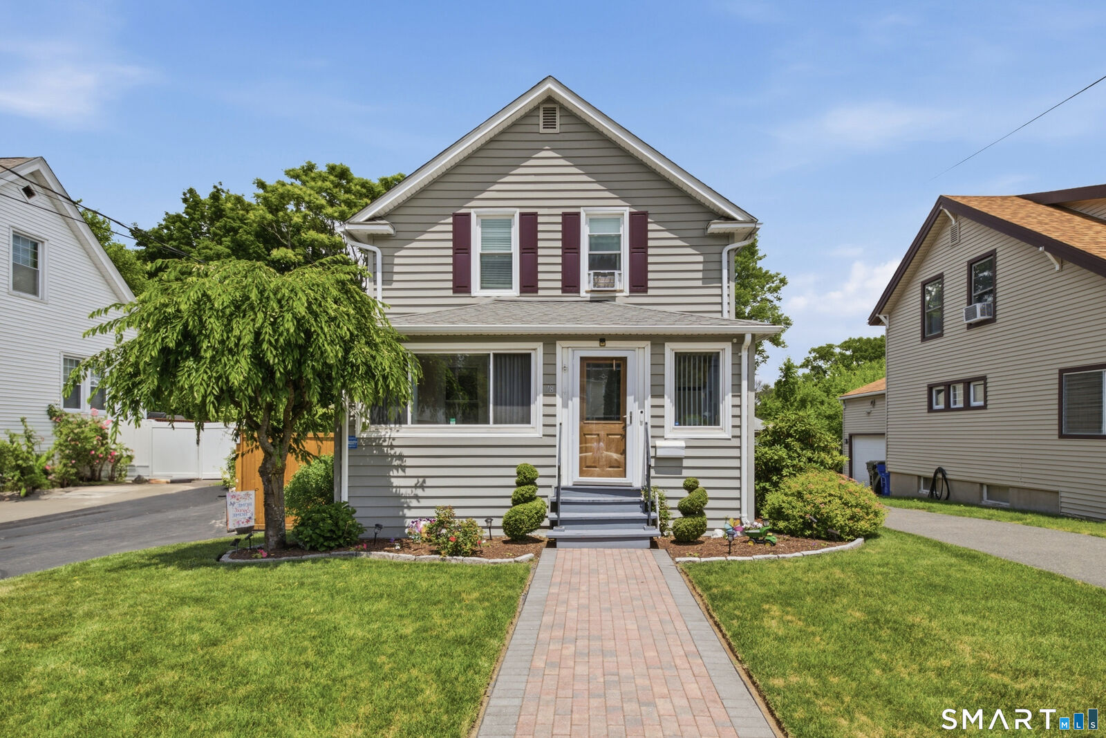 Property Photo: 78 Levesque Avenue CT 06110