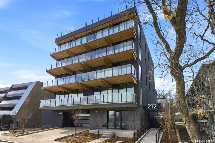 Property Photo: 212 Saskatchewan Crescent 301 SK S7N 0X6