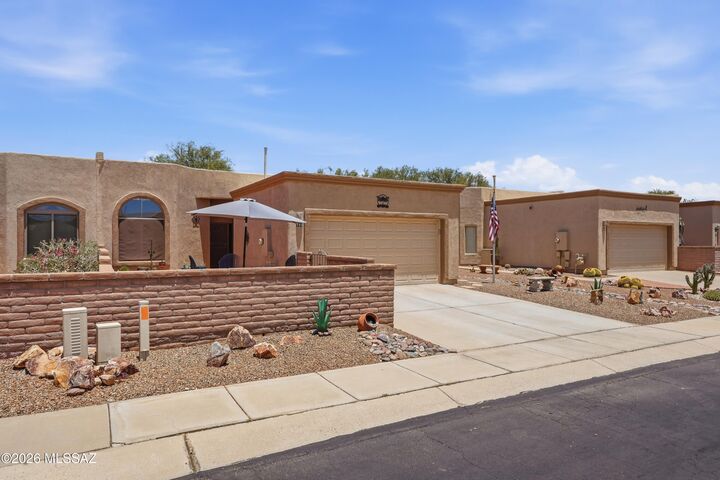 Property Photo:  592 W Crenshaw Lane  AZ 85614 