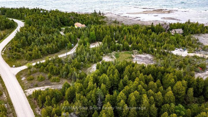 149 Robert Allen Drive — photo 1