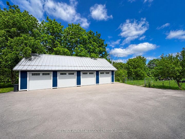 6115 Guelph Line — photo 1