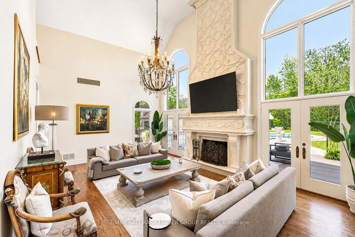 Property Photo:  14 Fielding Court  ON L1T 4W5 
