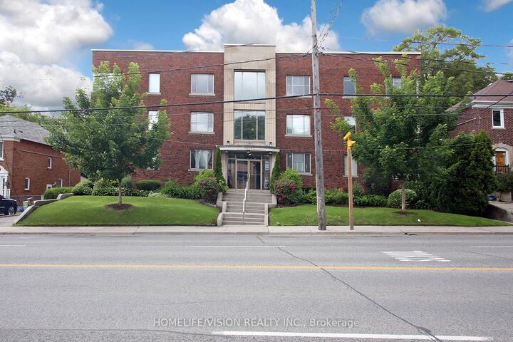 1840 Bathurst Street Unit # B1 — photo 1