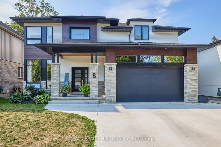 8 Hilda Street — photo 1