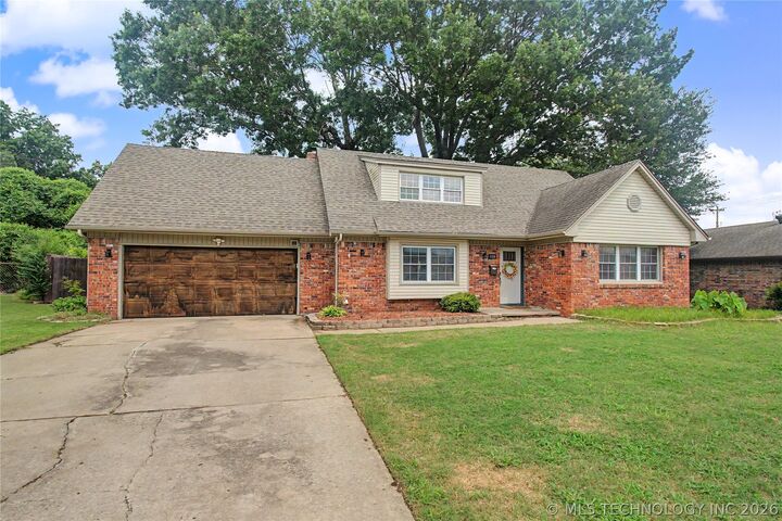 Property Photo:  408 Rodman Circle  OK 74403 
