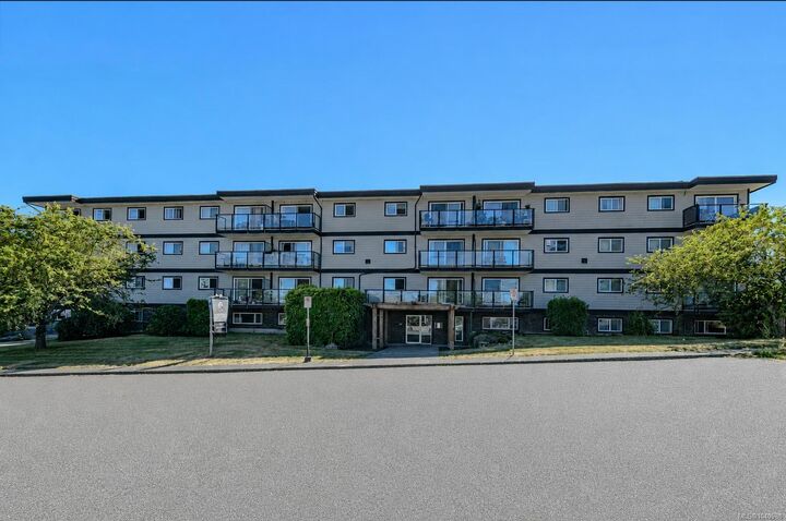 Property Photo:  218 Bayview Ave #310  BC V9G 1S8 