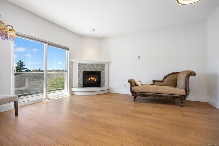 Property Photo:  126 Hallowell Rd #22  BC V9A 7K2 