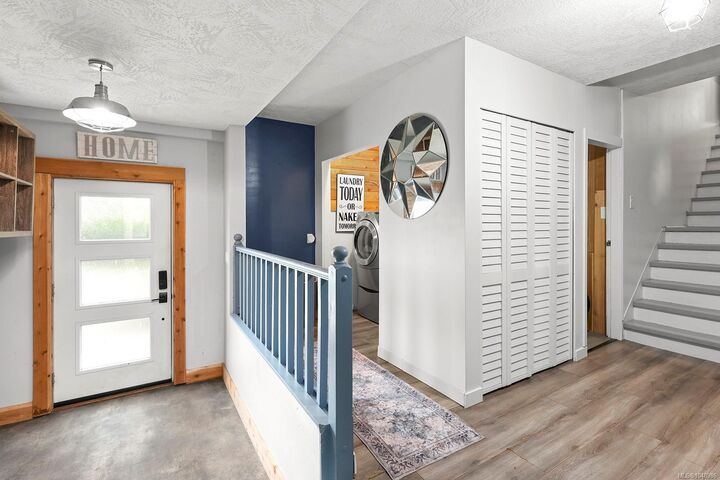 Property Photo: 3863 Howard Ave BC V0R 2V0
