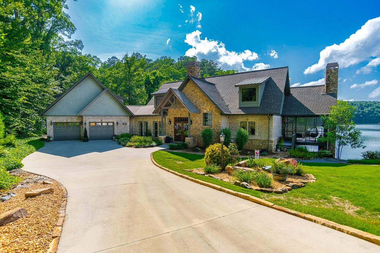 Property Photo:  419 Northpointe Dr  AL 35541 