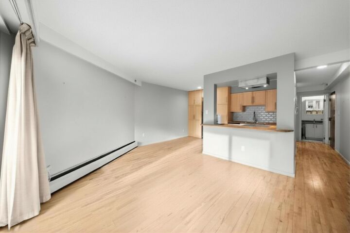 Property Photo:  1549 Kitchener Street 104  BC V5L 2V8 