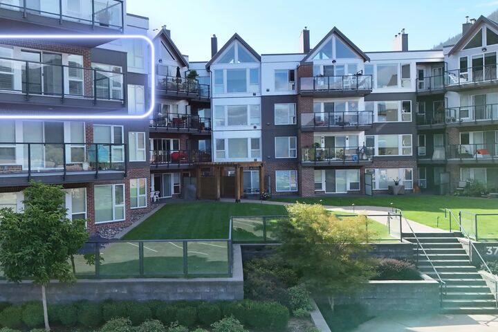 378 Esplanade Avenue 320 — photo 1