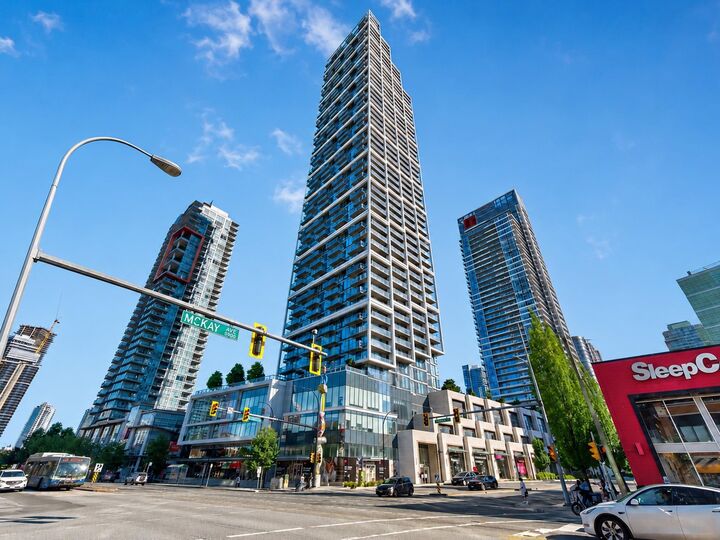 6000 McKay Avenue 2904 — photo 1