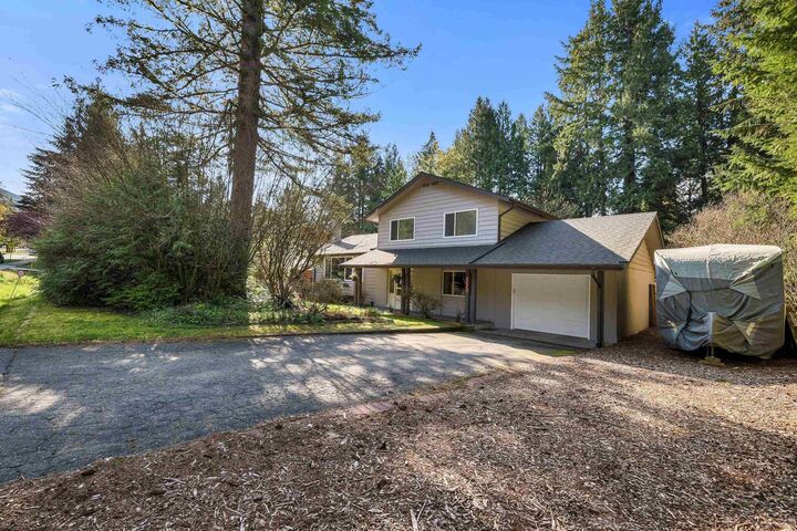 Property Photo: 2572 The Boulevard BC V0N 1T0