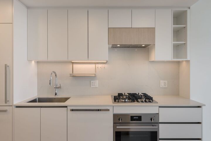 Property Photo: 13573 98A Avenue 3211 BC V3T 0X1
