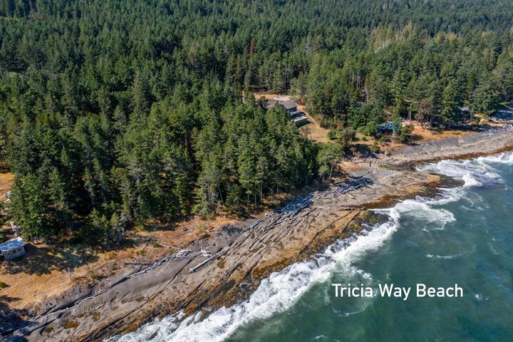 Photo de la propriété:  1010 Georgia View Road  BC V0N 1P0 