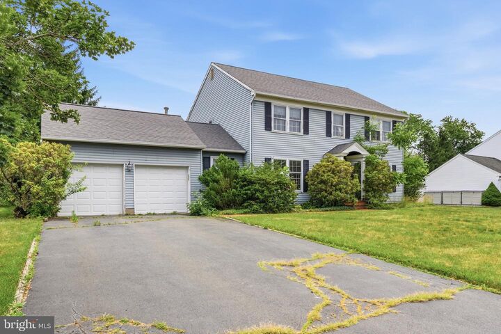 Property Photo:  6 Abby Drive  NJ 08648 