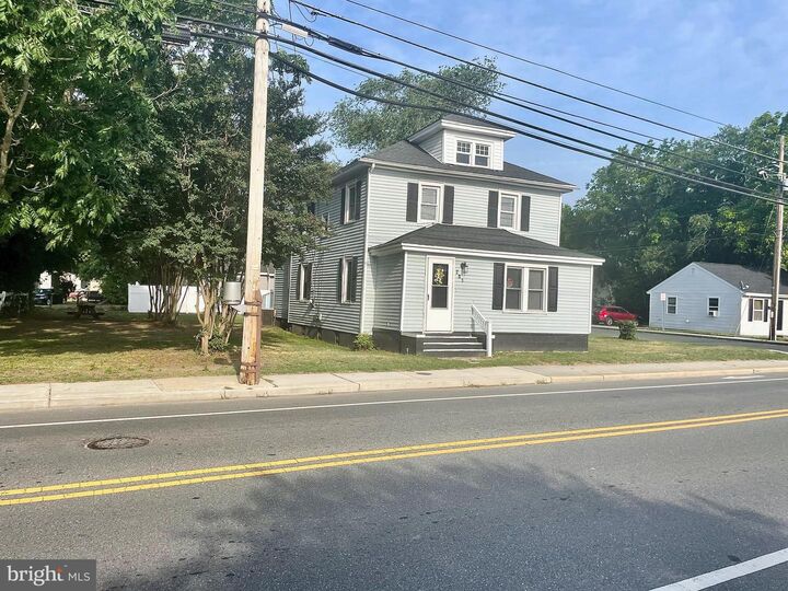 Property Photo:  701 Lake Street 1  MD 21801 