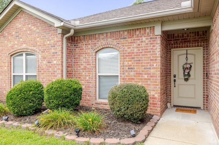 Property Photo:  301 Sandlewood Drive  AR 72015 
